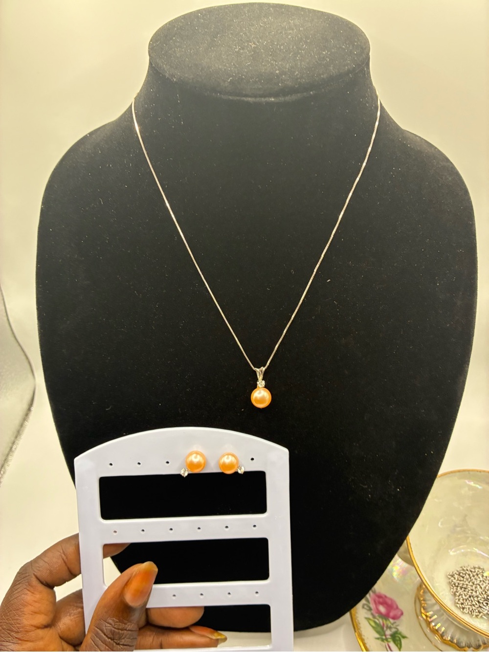 Elegant silver chain 925 Peach Pearl Necklace and Stud Earrings Set